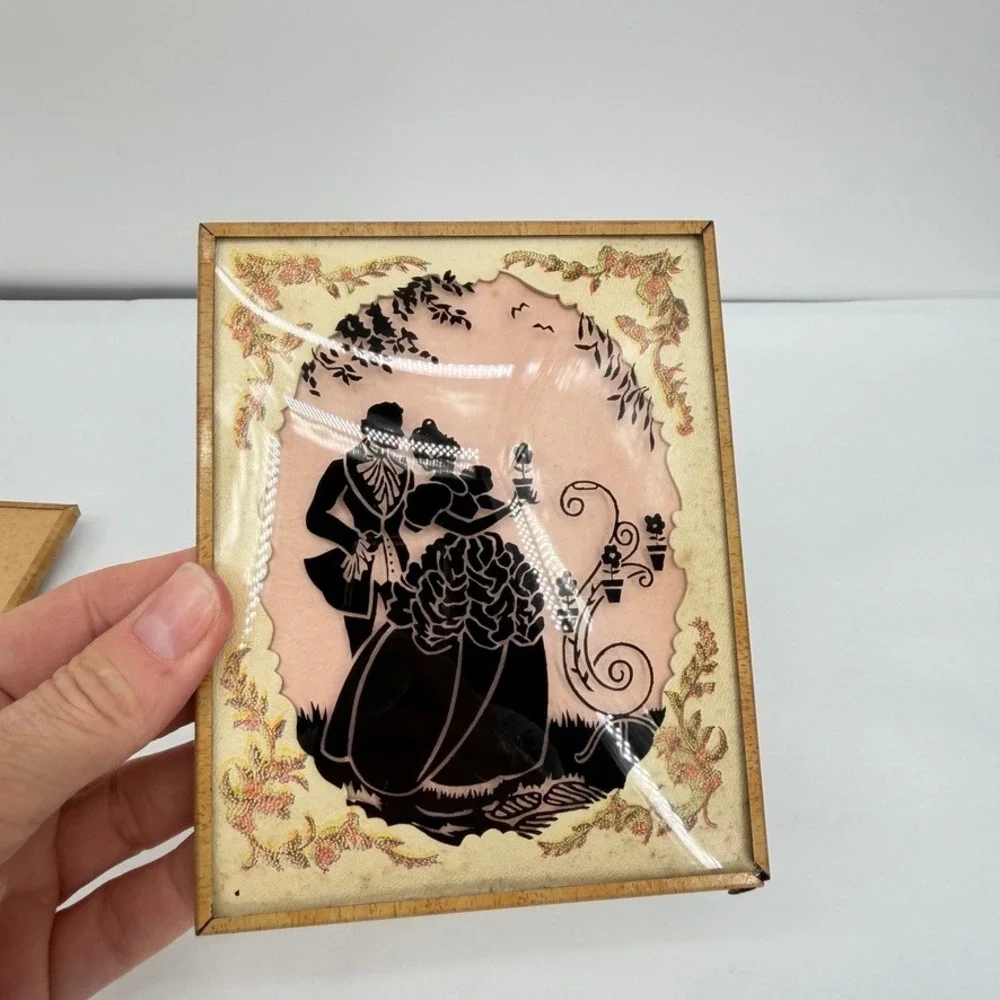 VTG Reverse Glass Silhouette Art Pair Victorian Couple Decor Pink 4x5